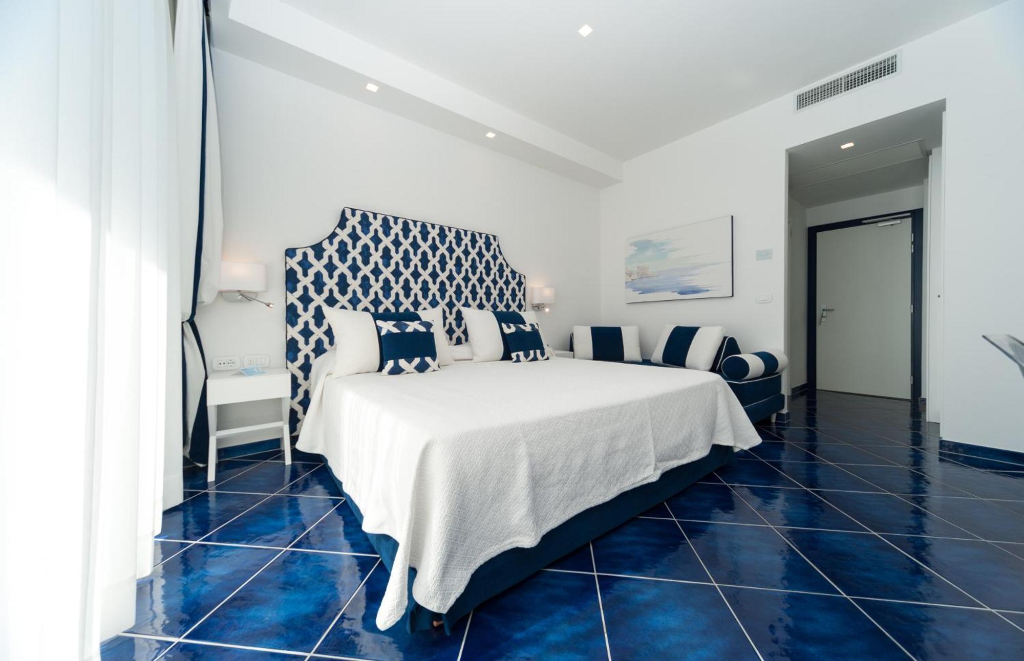 Hotel Panorama Майори Екстериор снимка