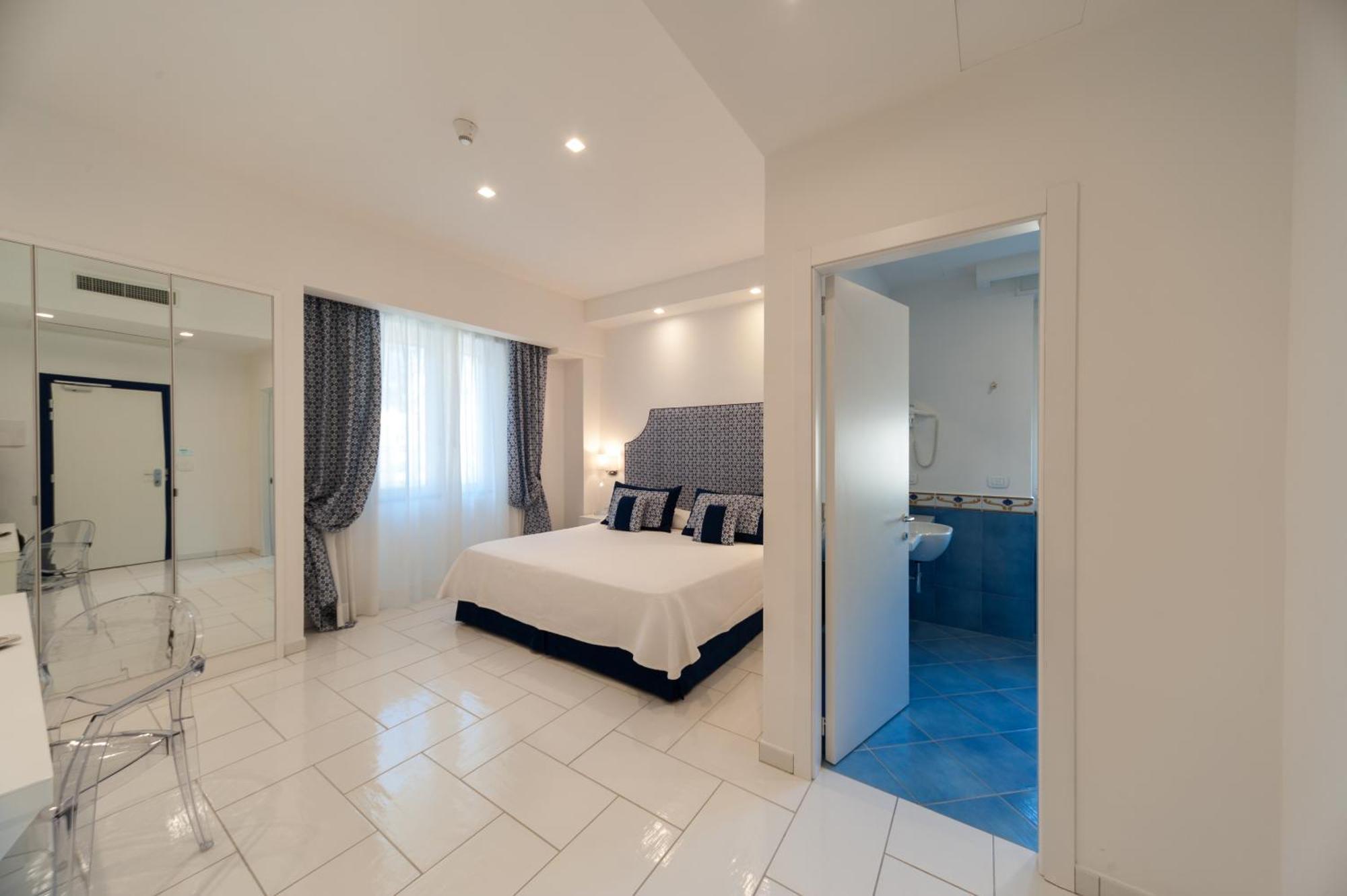 Hotel Panorama Майори Екстериор снимка