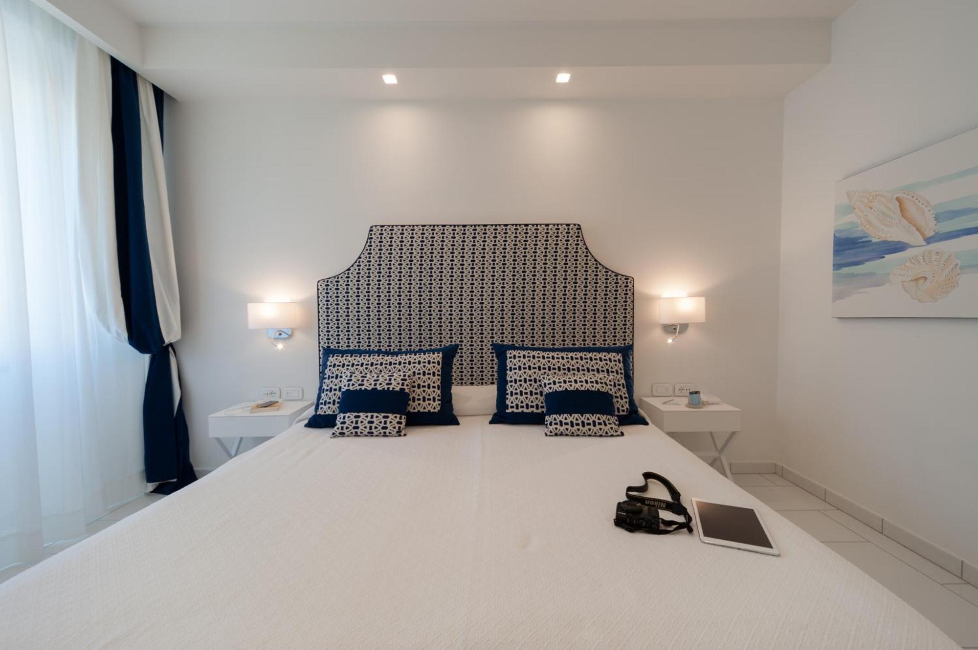Hotel Panorama Майори Екстериор снимка